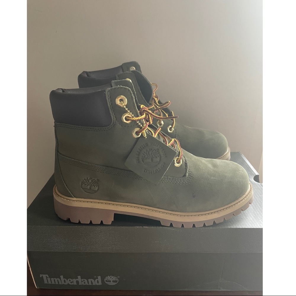 Timberland boots in Olive Green